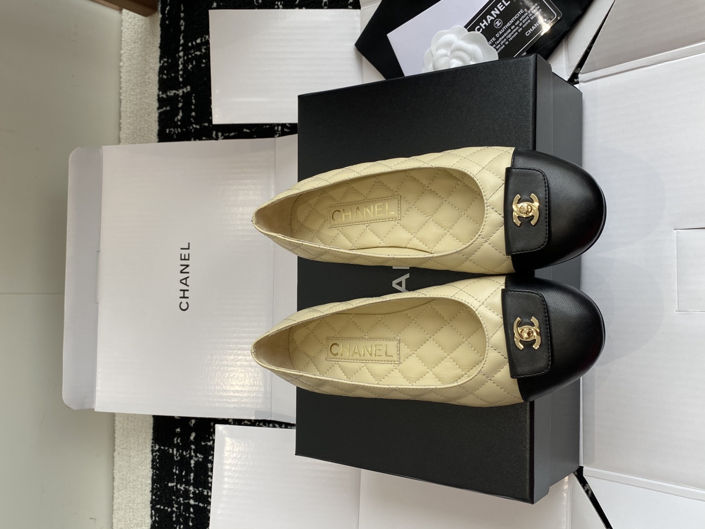 东莞代购级（官网同步✈️盒包装）
Chanel25ss 芭蕾舞单鞋 原版11切割而成 Chanel香奈儿