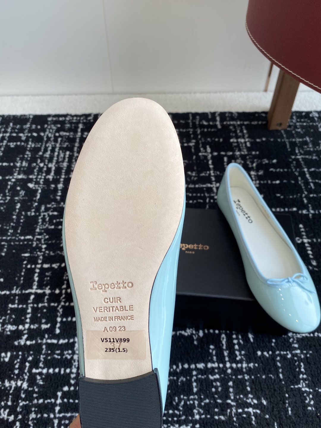 代购级
Repetto 25ss 春夏 平底芭蕾舞鞋 单鞋

鞋头和鞋垫里面 上脚脚感舒适显瘦 配啥啥好