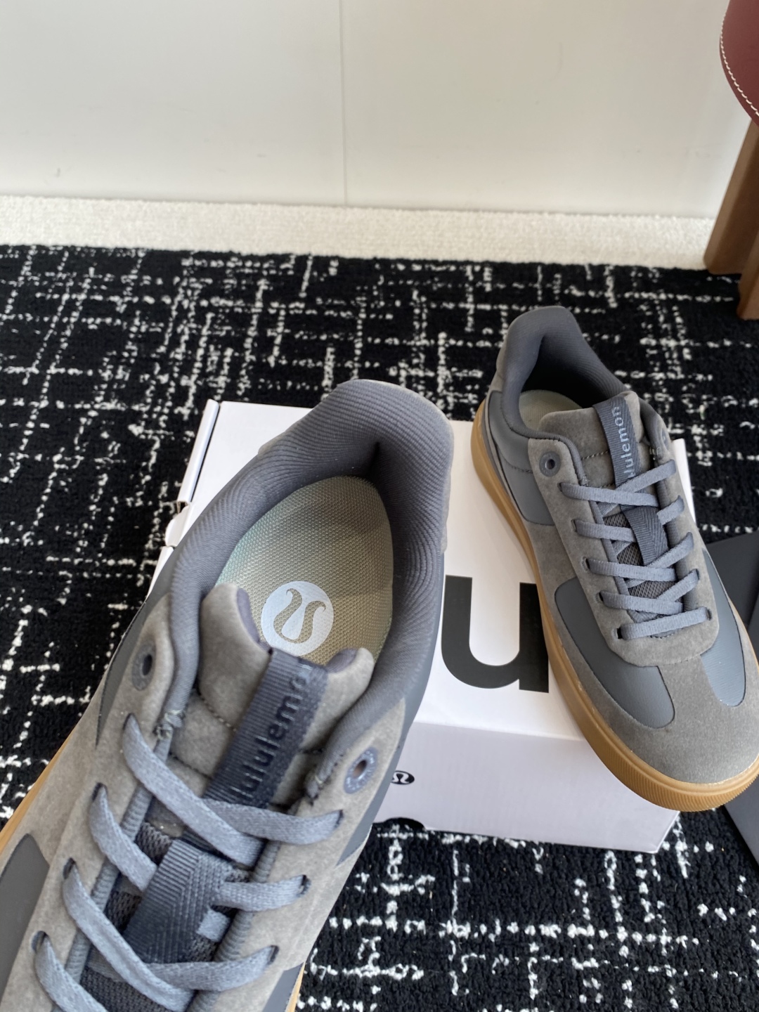 原厂代工厂
Lululemon city verse 德训鞋 系列 低帮健身训练透气休闲运动慢跑鞋 跑步