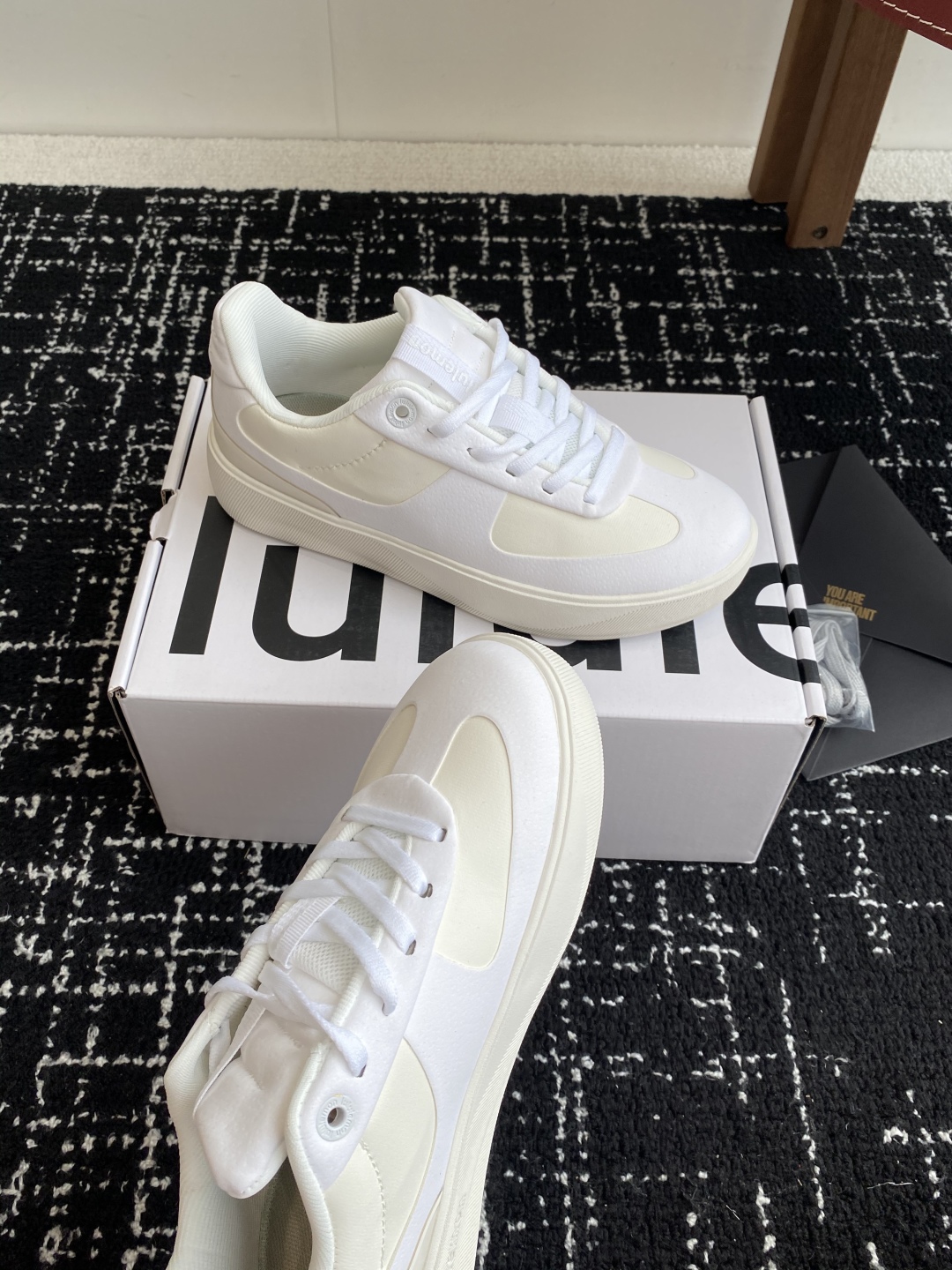 原厂代工厂
Lululemon city verse 德训鞋 系列 低帮健身训练透气休闲运动慢跑鞋 跑步