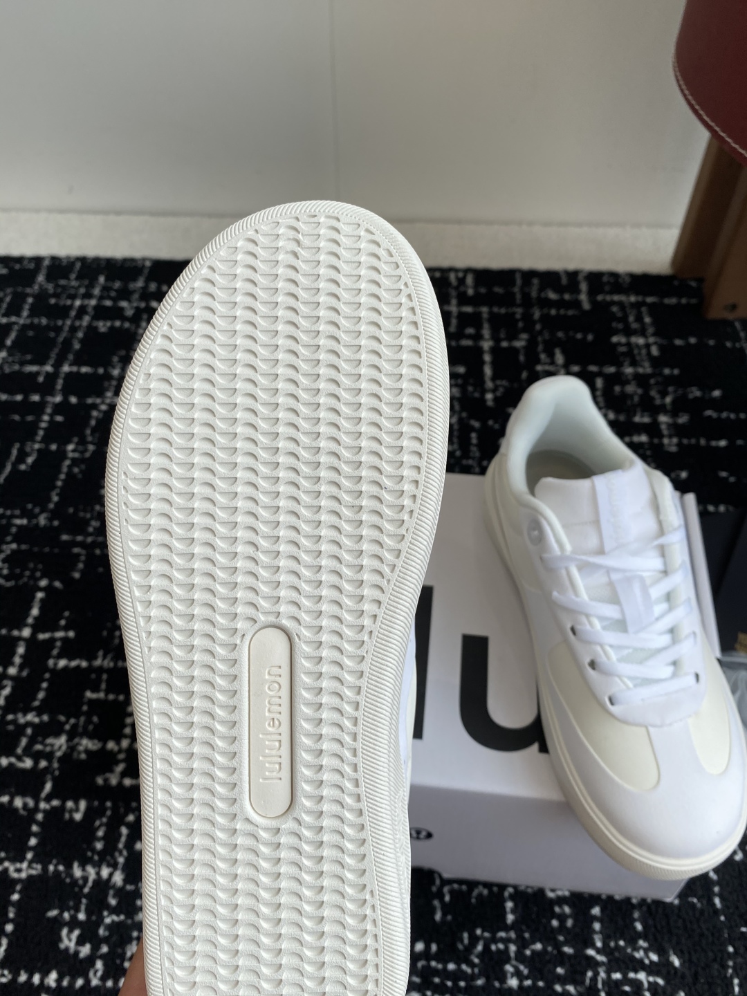 原厂代工厂
Lululemon city verse 德训鞋 系列 低帮健身训练透气休闲运动慢跑鞋 跑步