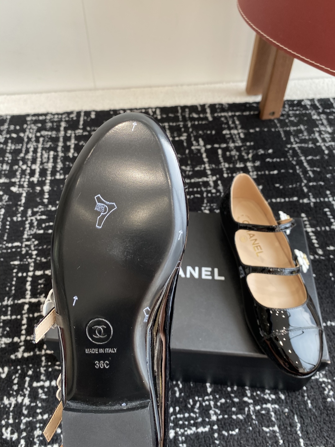 代购级
CHANEL小香 25ss 早春新款 粗跟玛丽珍单鞋，复古法式优雅感，高级感十足 

香奶奶菱格