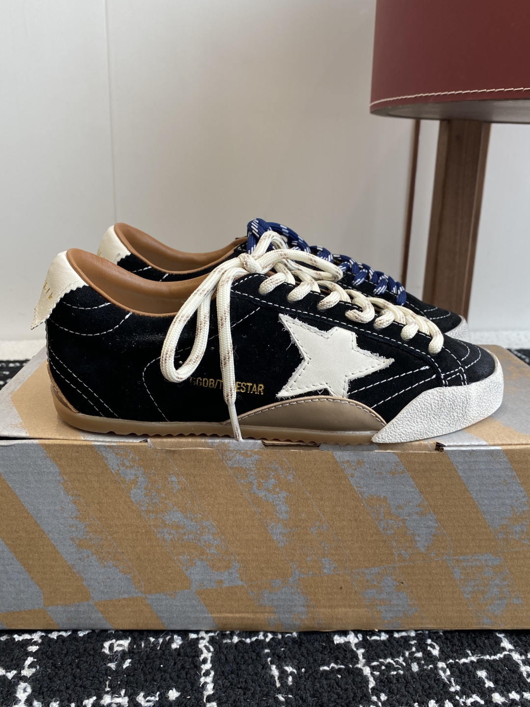GGDB~~Golden Goose 25ss 情侣款 德训鞋 全网最好版本不服来比 #
ggdb经典情