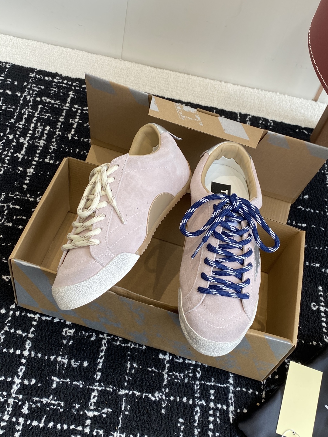 GGDB~~Golden Goose 25ss 情侣款 德训鞋 全网最好版本不服来比 #
ggdb经典情