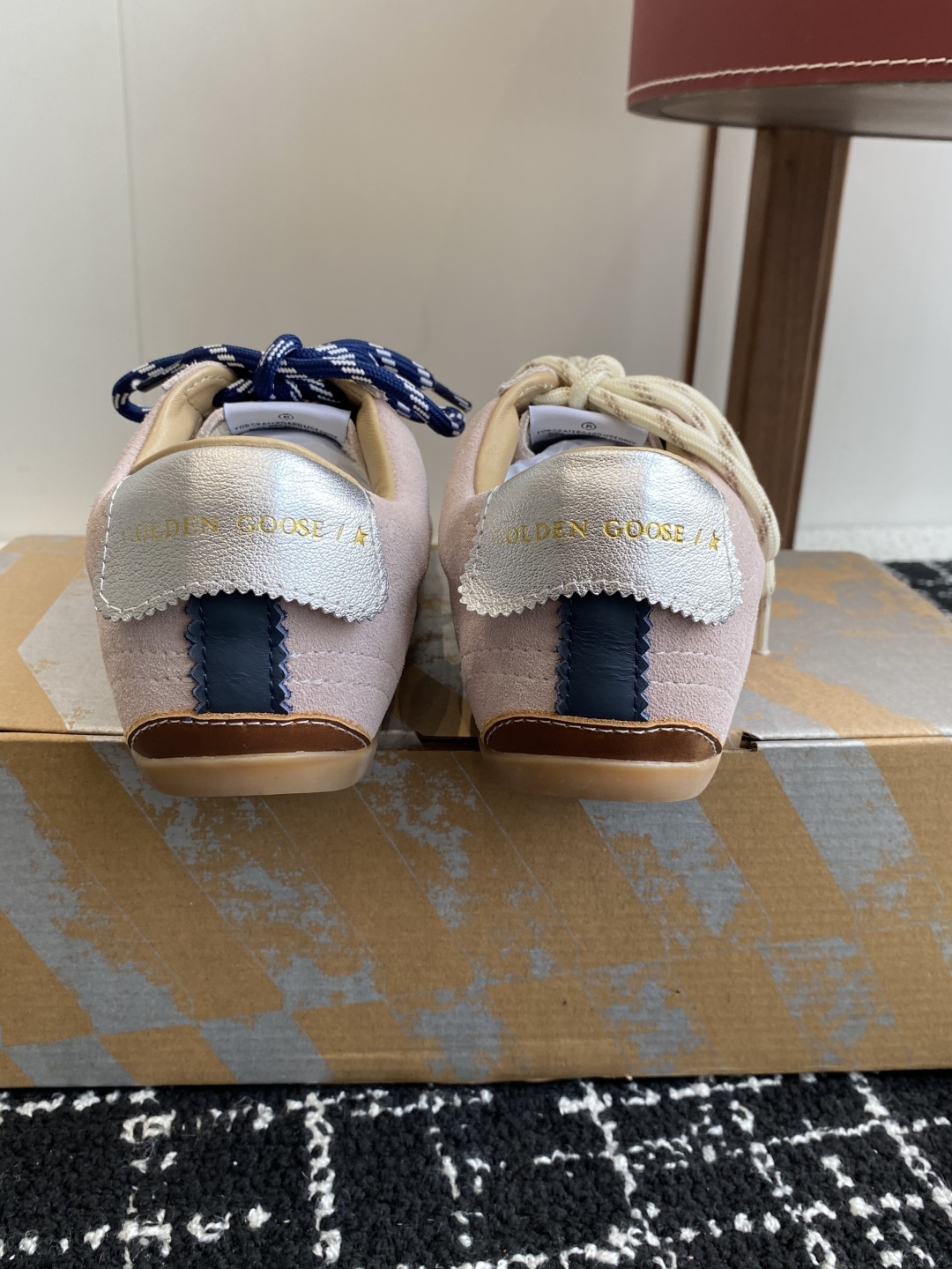 GGDB~~Golden Goose 25ss 情侣款 德训鞋 全网最好版本不服来比 #
ggdb经典情