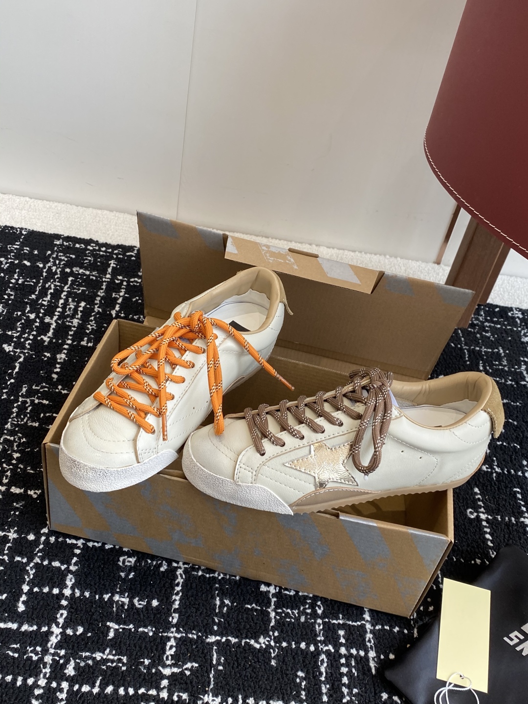 GGDB~~Golden Goose 25ss 情侣款 德训鞋 全网最好版本不服来比 #
ggdb经典情