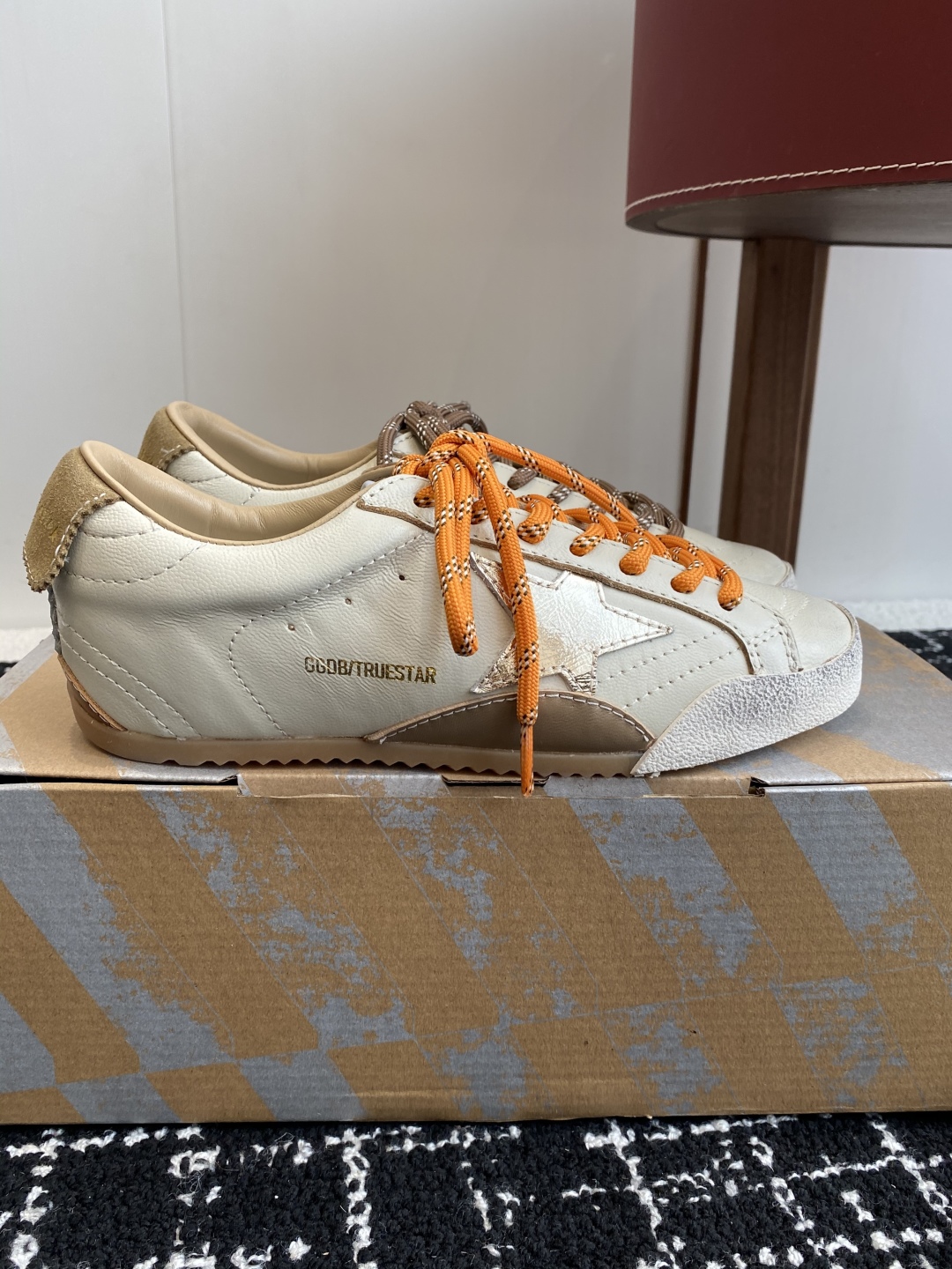 GGDB~~Golden Goose 25ss 情侣款 德训鞋 全网最好版本不服来比 #
ggdb经典情