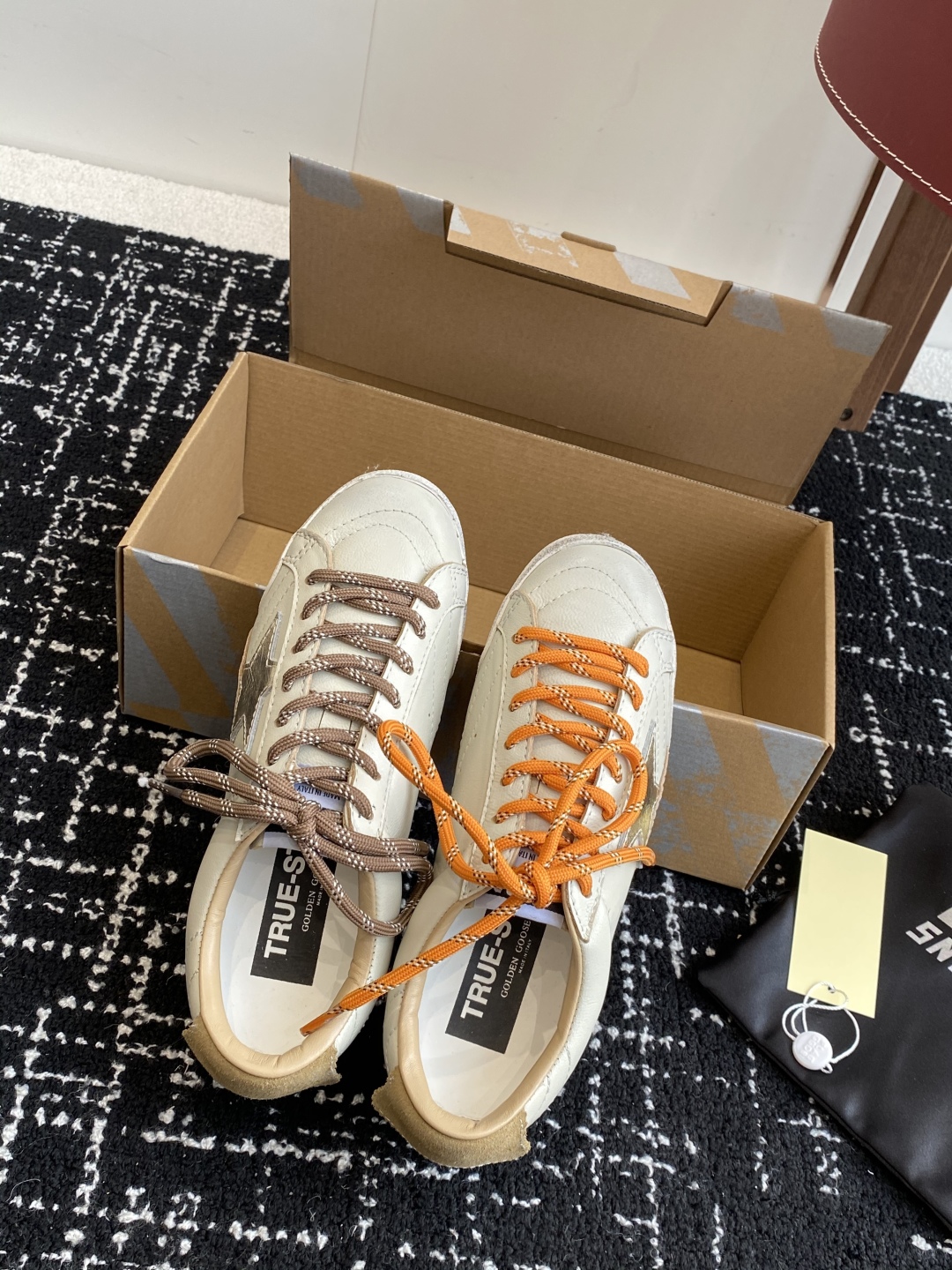 GGDB~~Golden Goose 25ss 情侣款 德训鞋 全网最好版本不服来比 #
ggdb经典情