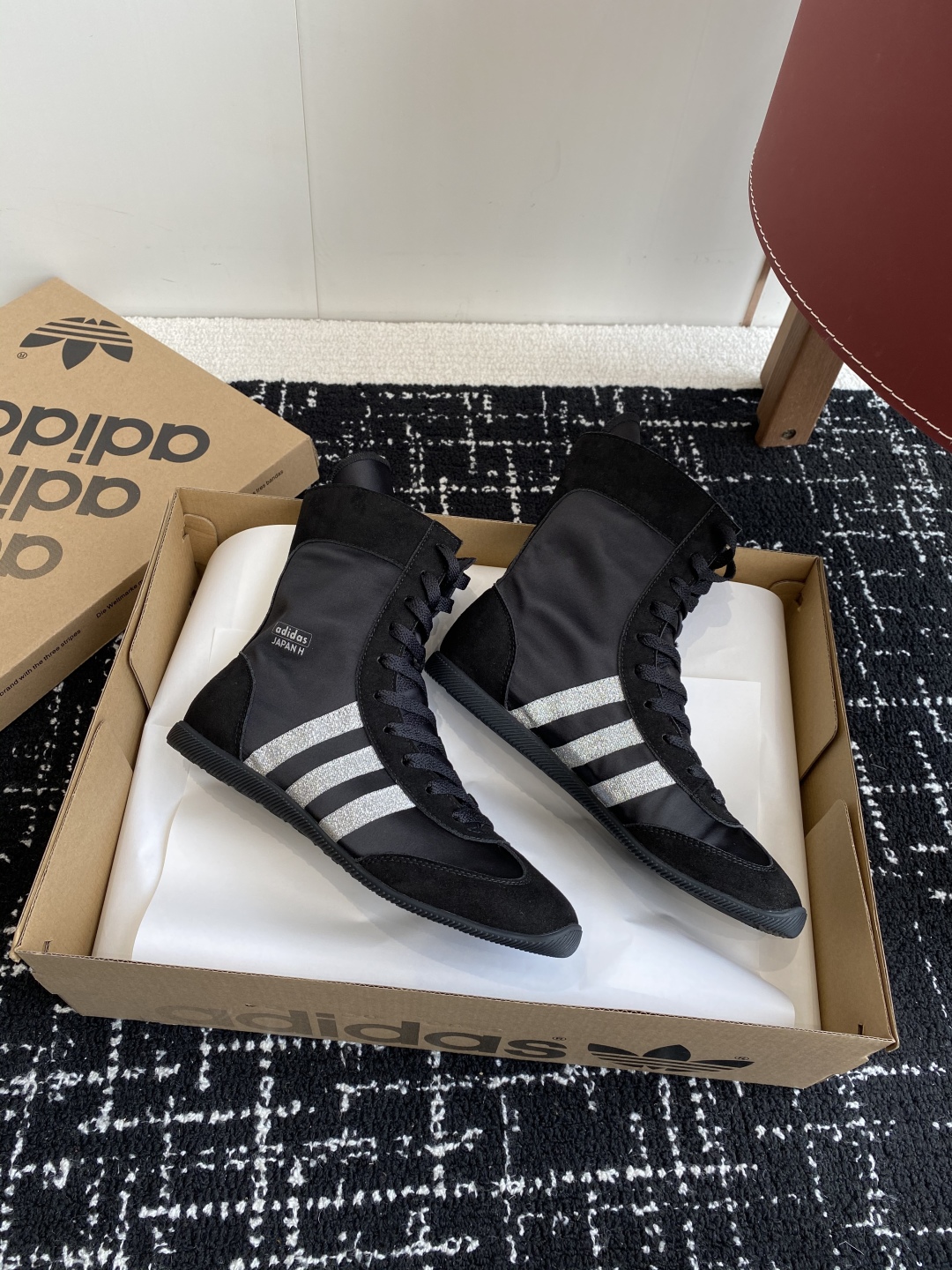 代购级
Adidas阿迪达斯 Jennie同款 Taekwondo 跆拳道鞋 三叶草 拳击鞋 复古 休闲