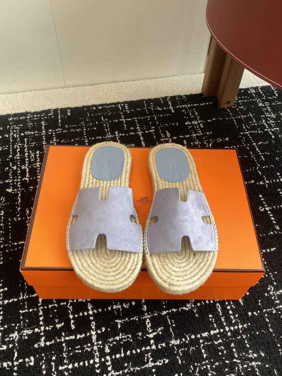 代购级
Hermes  25ss爱马仕春夏经典款  男款H拖鞋

经典H拖，每个夏天必入的款式！愿望Li