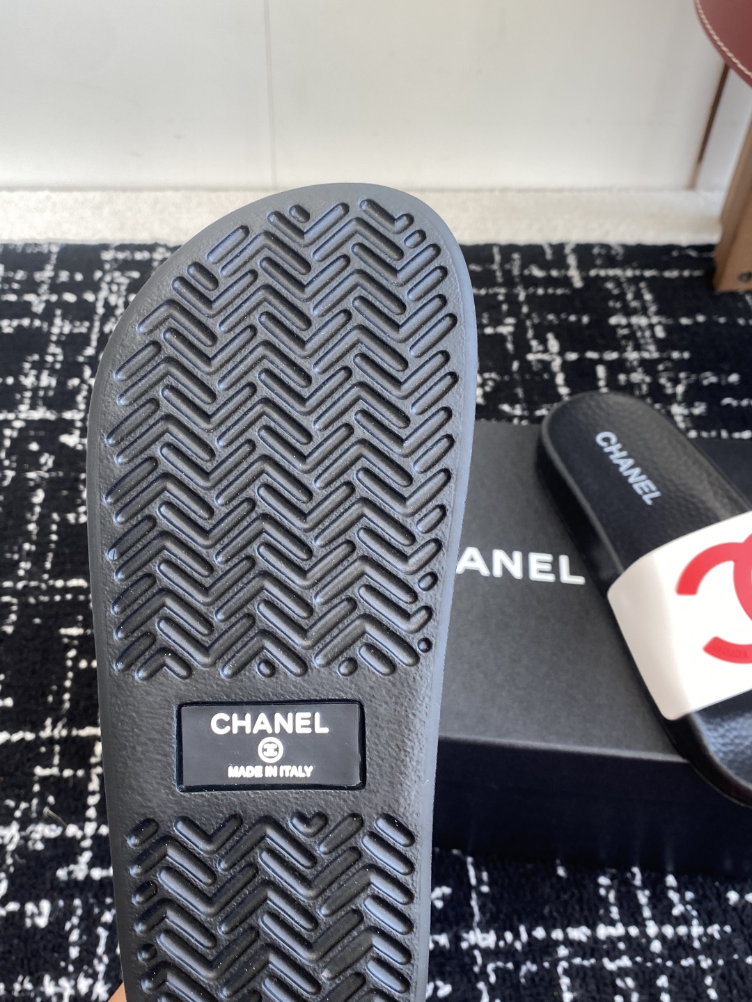 代购级
CHANEL 25ss 春夏沙滩拖鞋 系列 香奈儿 国内国外专柜断货王，找遍国内专柜心心念念终于