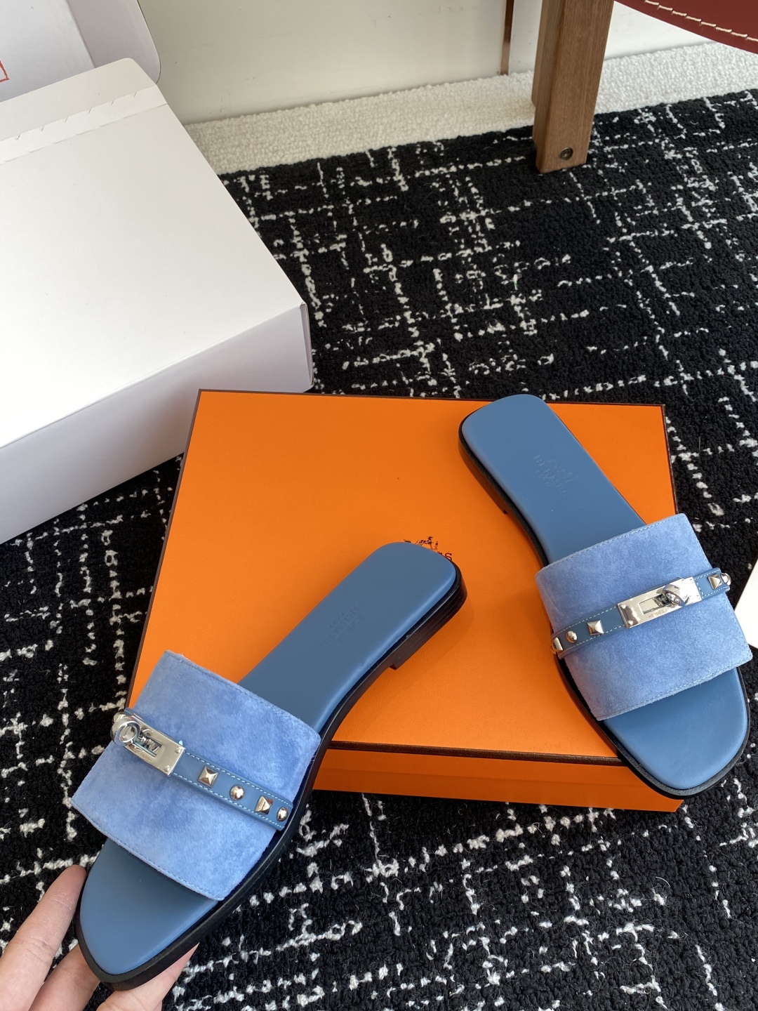 东莞代购级（官网同步✈️盒包装）
Hermes爱马仕 25ss 春夏最新 Kelly 凉拖鞋经典的版型 