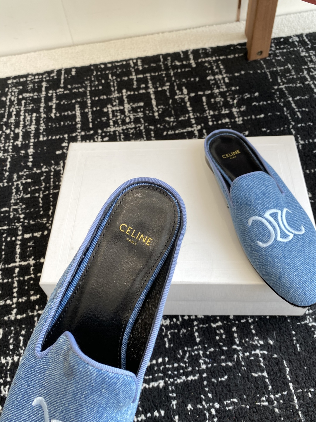 代购级
Celine 赛琳 凯旋门 25ss 春夏新款 半拖
压印celine标志彰显品牌魅力

面料：