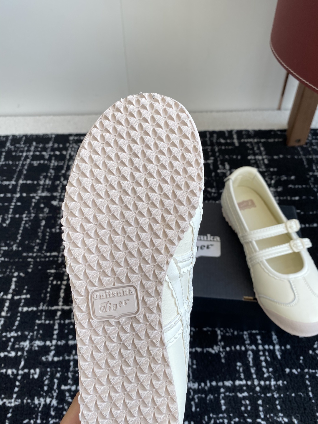 代购级
Kiko 鬼冢虎玛丽珍运动鞋
Kiko Kostadinov 联合 Heaven by Marc
