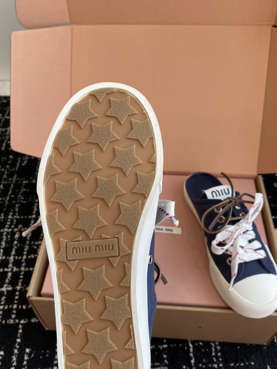 代购级（官网同步✈️盒包装）MiuMiu缪缪 25ss 最新款美式复古风 双鞋带 帆布 半拖 中绑 高绑
