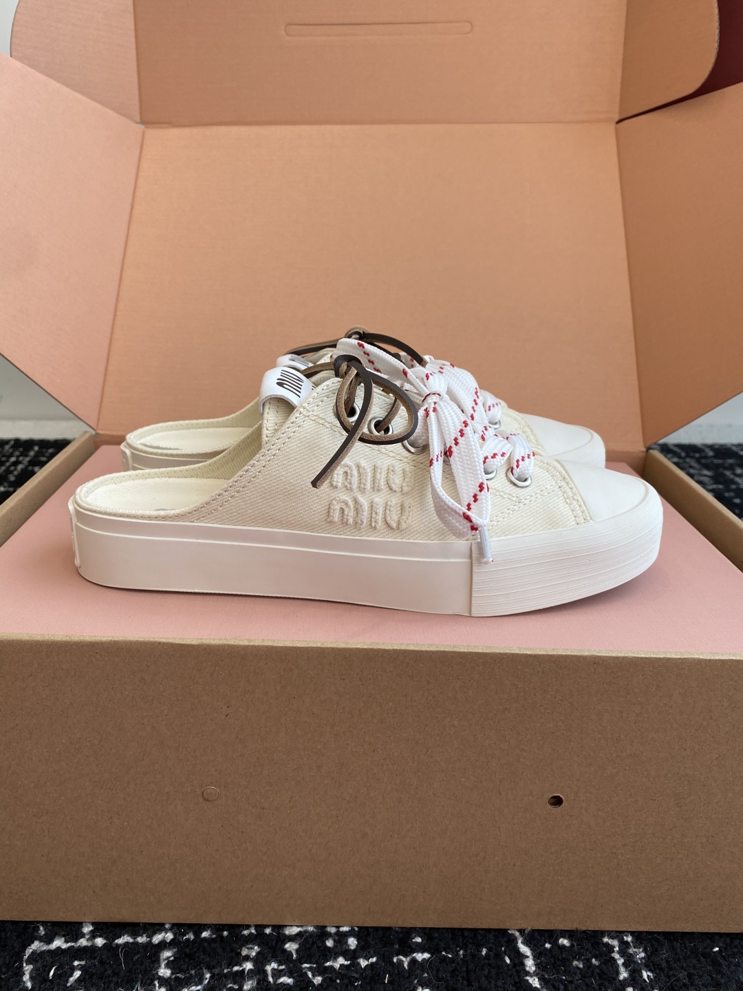 代购级（官网同步✈️盒包装）MiuMiu缪缪 25ss 最新款美式复古风 双鞋带 帆布 半拖 中绑 高绑
