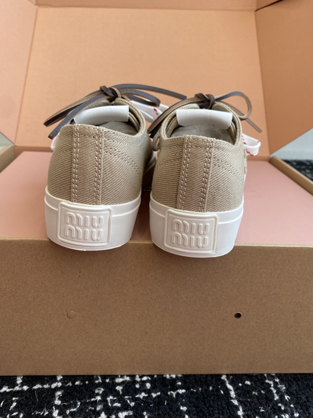 代购级（官网同步✈️盒包装）MiuMiu缪缪 25ss 最新款美式复古风 双鞋带 帆布 半拖 中绑 高绑