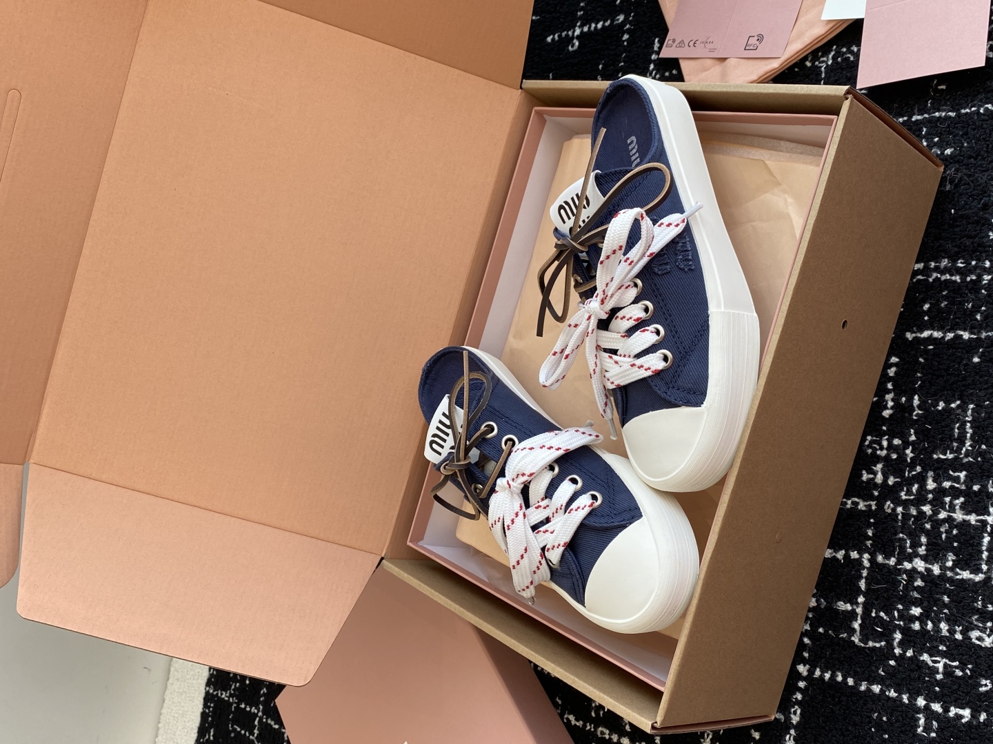 代购级（官网同步✈️盒包装）MiuMiu缪缪 25ss 最新款美式复古风 双鞋带 帆布 半拖 中绑 高绑