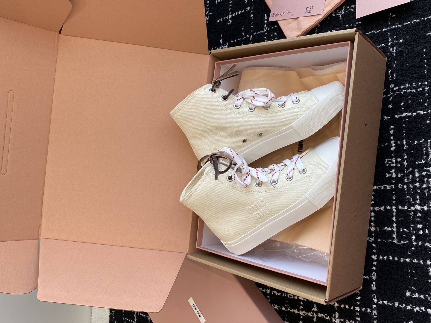 代购级（官网同步✈️盒包装）MiuMiu缪缪 25ss 最新款美式复古风 双鞋带 帆布 半拖 中绑 高绑