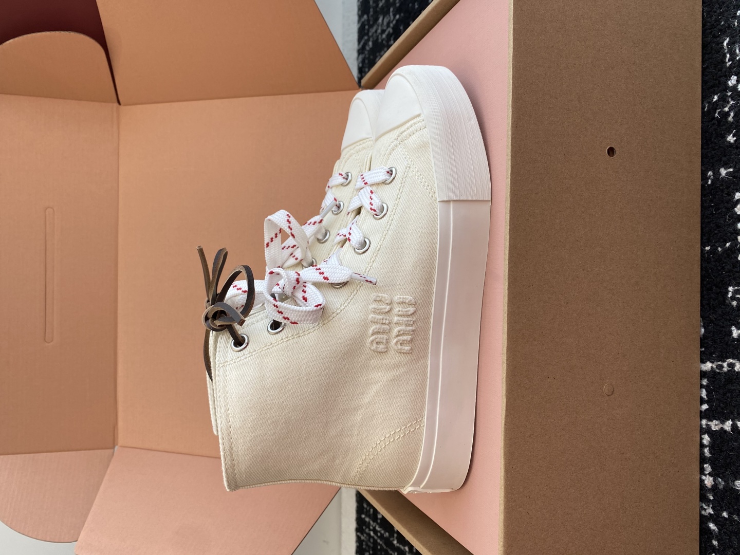 代购级（官网同步✈️盒包装）MiuMiu缪缪 25ss 最新款美式复古风 双鞋带 帆布 半拖 中绑 高绑