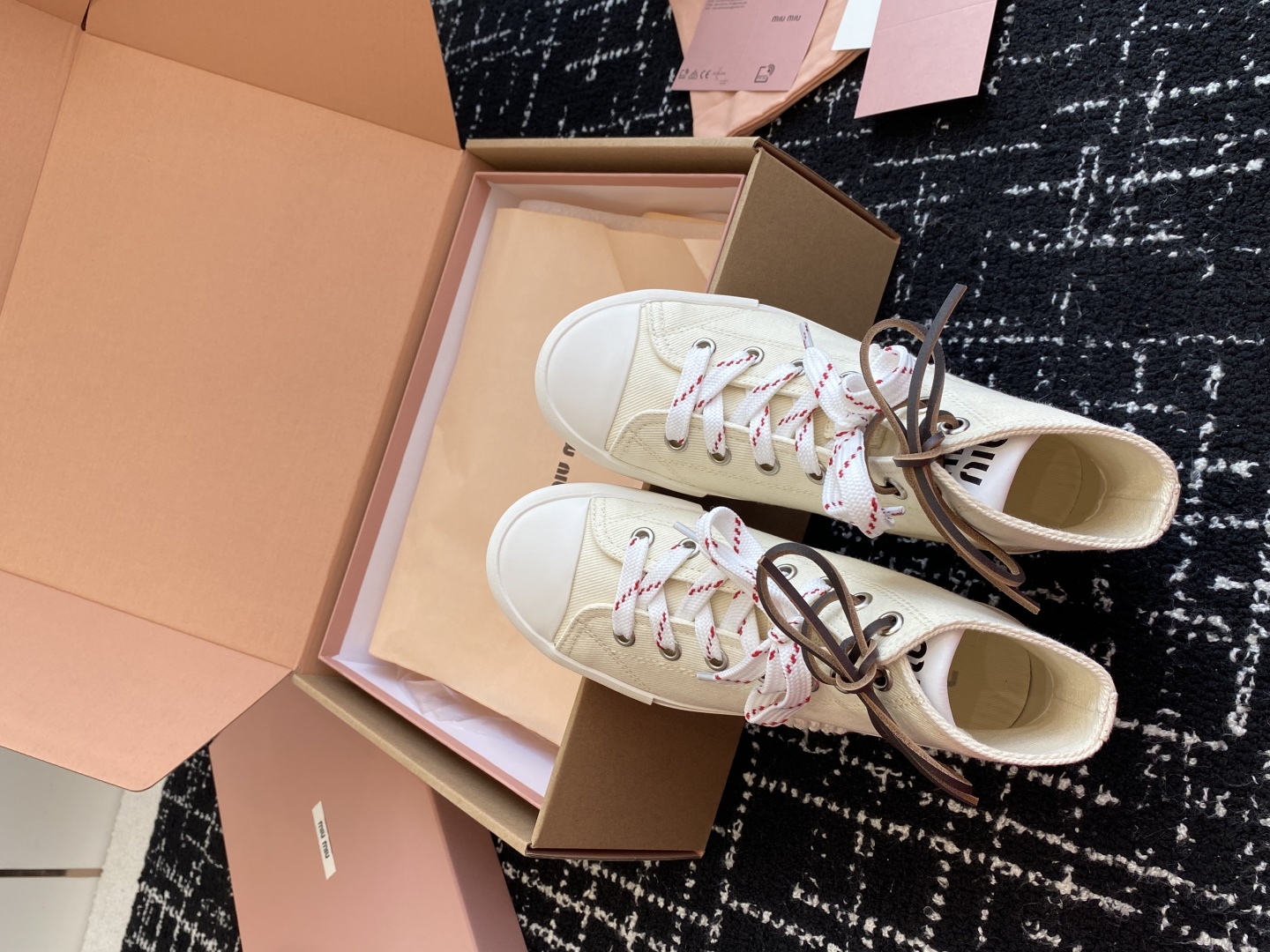代购级（官网同步✈️盒包装）MiuMiu缪缪 25ss 最新款美式复古风 双鞋带 帆布 半拖 中绑 高绑