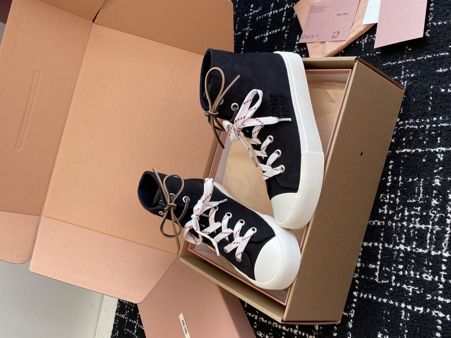 代购级（官网同步✈️盒包装）MiuMiu缪缪 25ss 最新款美式复古风 双鞋带 帆布 半拖 中绑 高绑