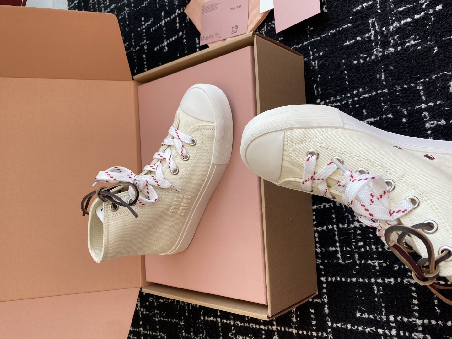 代购级（官网同步✈️盒包装）MiuMiu缪缪 25ss 最新款美式复古风 双鞋带 帆布 半拖 中绑 高绑