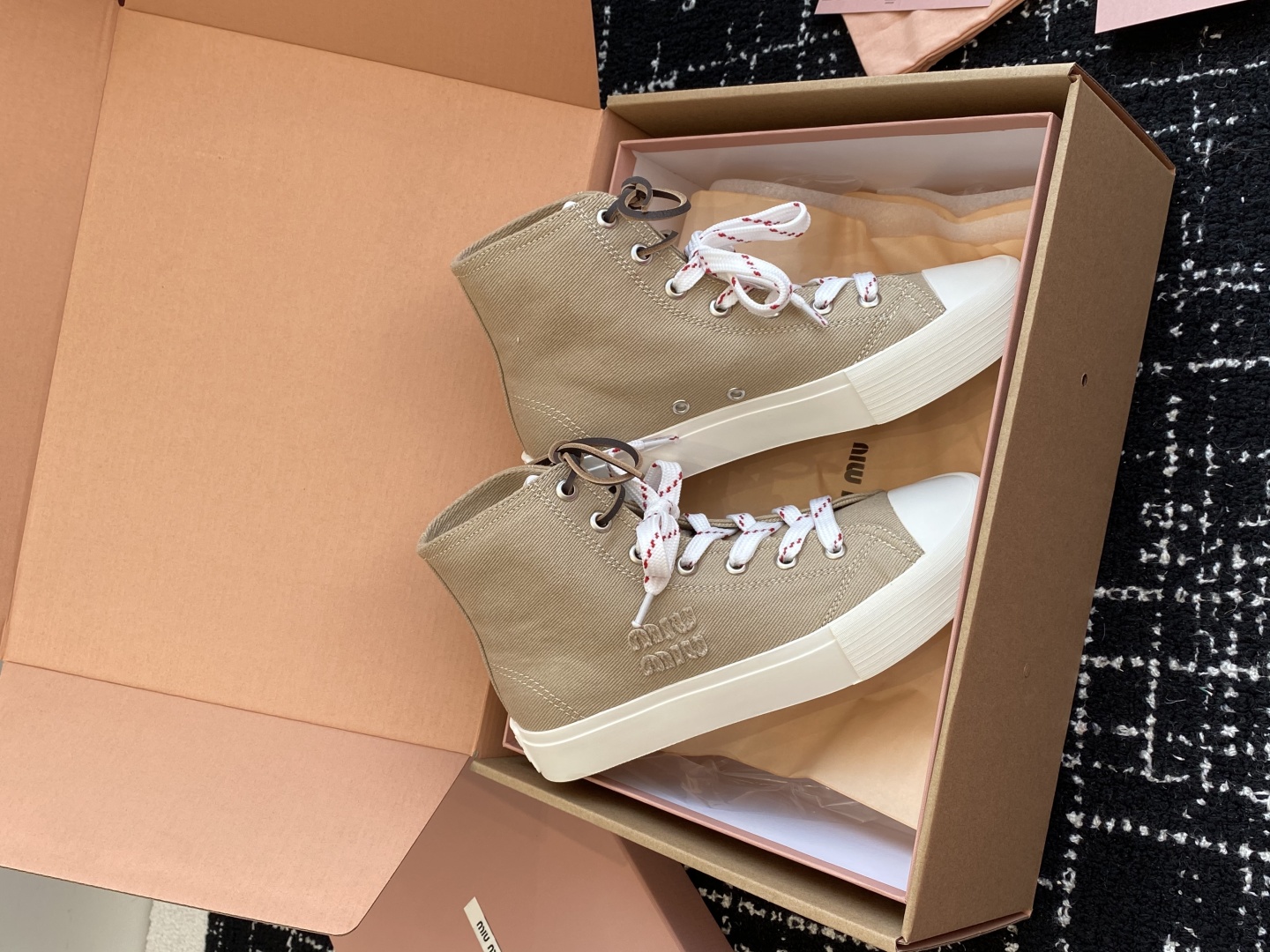 代购级（官网同步✈️盒包装）MiuMiu缪缪 25ss 最新款美式复古风 双鞋带 帆布 半拖 中绑 高绑