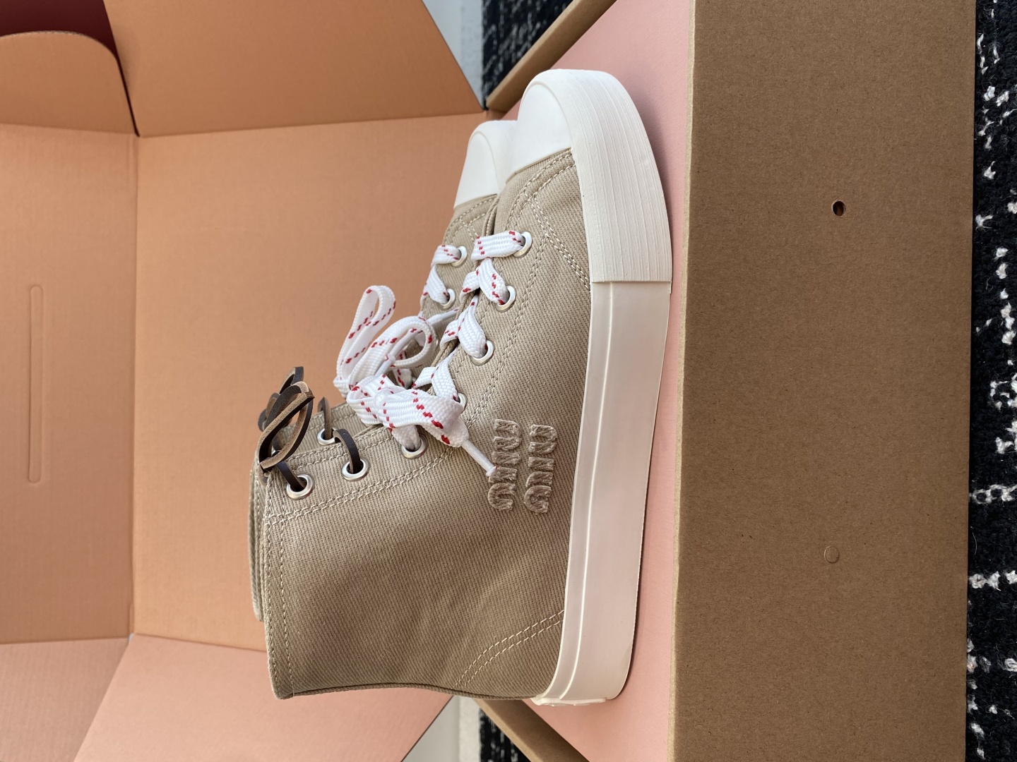 代购级（官网同步✈️盒包装）MiuMiu缪缪 25ss 最新款美式复古风 双鞋带 帆布 半拖 中绑 高绑