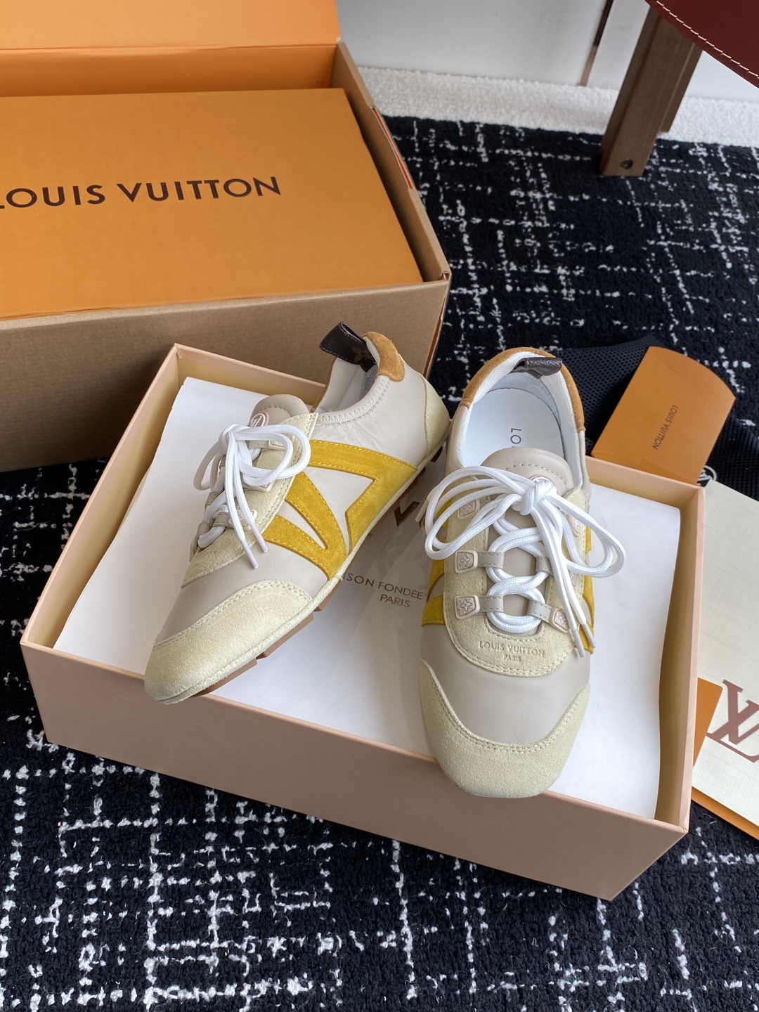 代购级（官网同步✈️盒包装）
Louis Vuitton路易威登驴牌春夏Sneakerina系列 芭蕾运