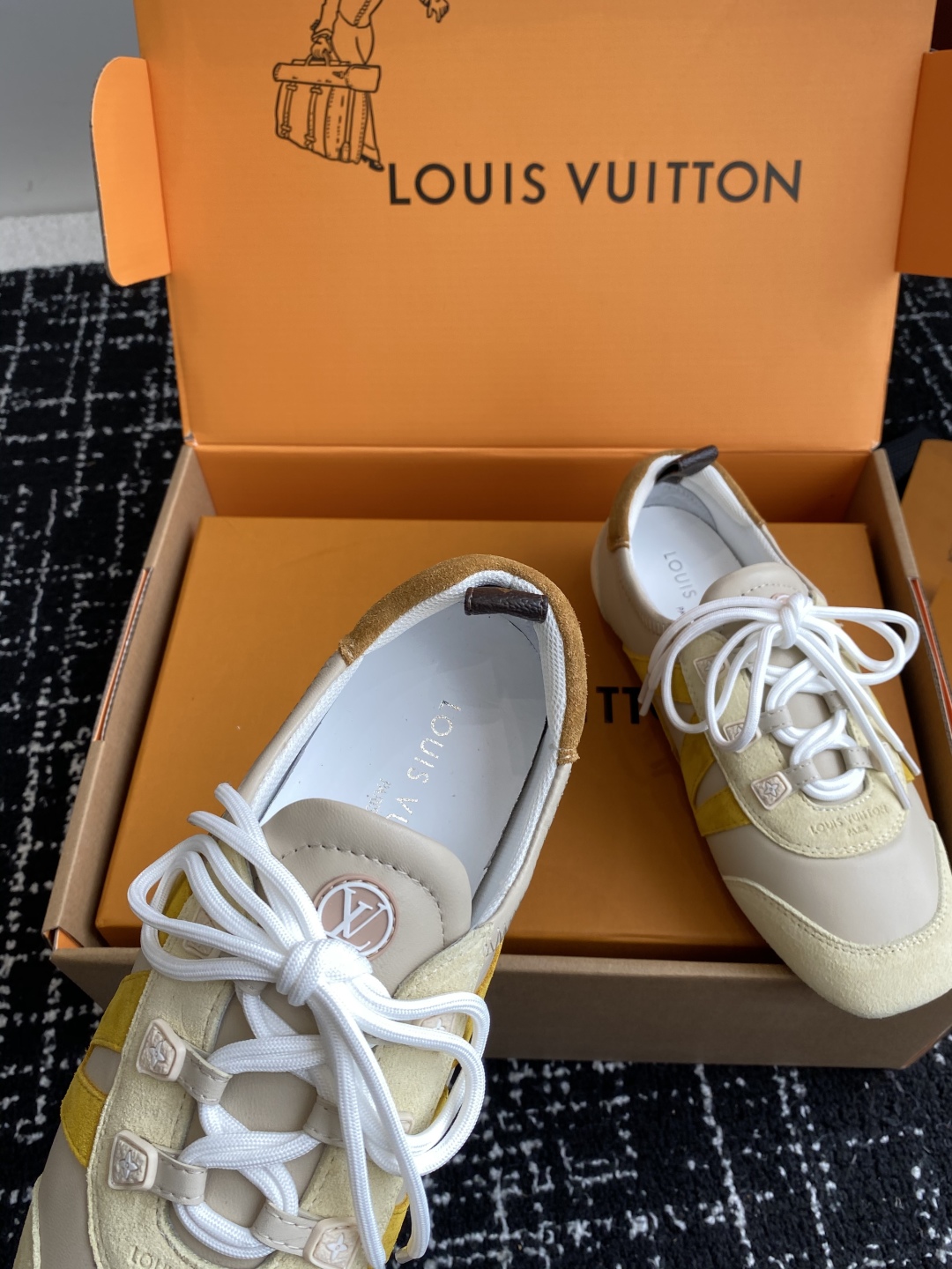 代购级（官网同步✈️盒包装）
Louis Vuitton路易威登驴牌春夏Sneakerina系列 芭蕾运