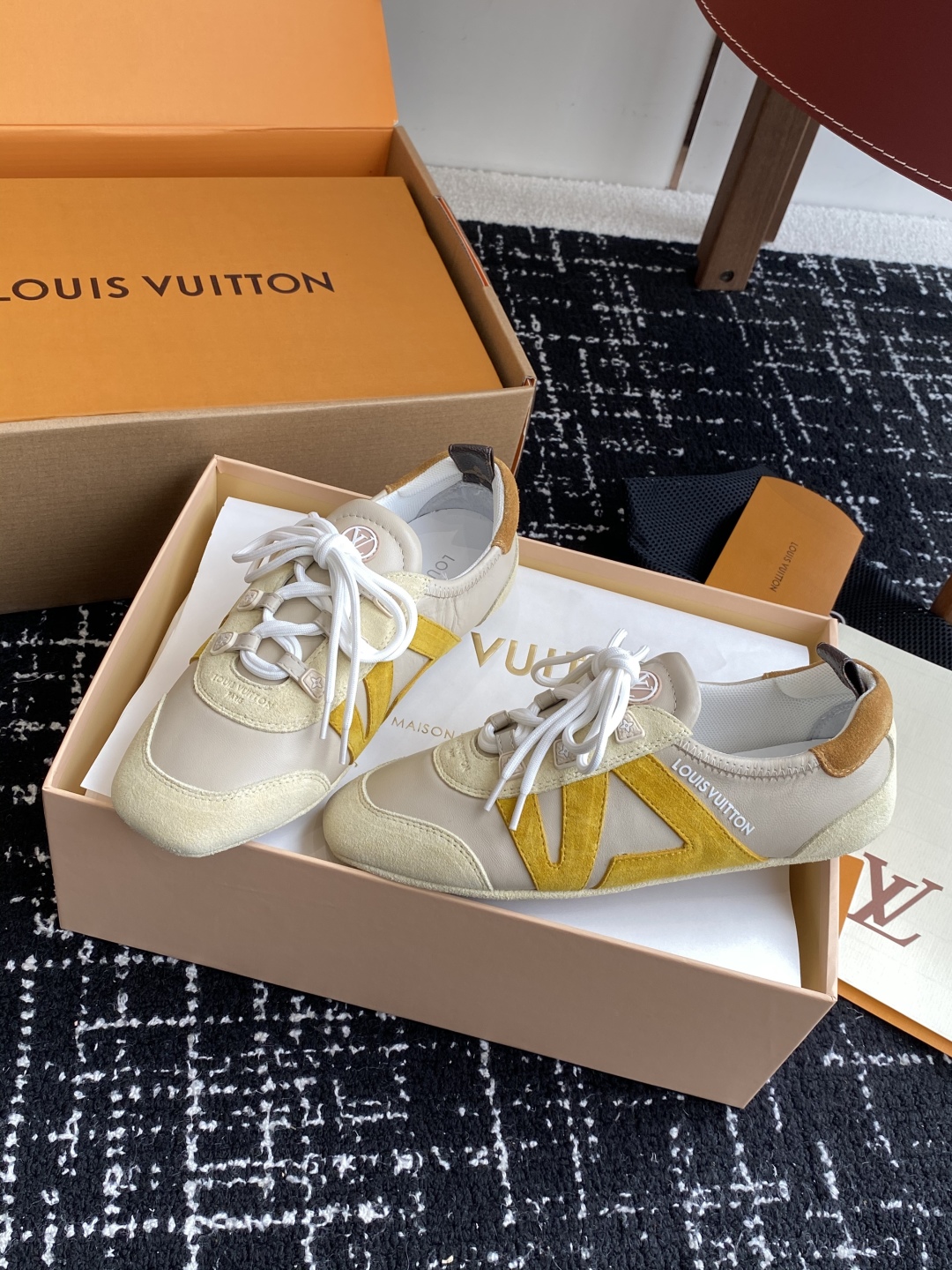 代购级（官网同步✈️盒包装）
Louis Vuitton路易威登驴牌春夏Sneakerina系列 芭蕾运