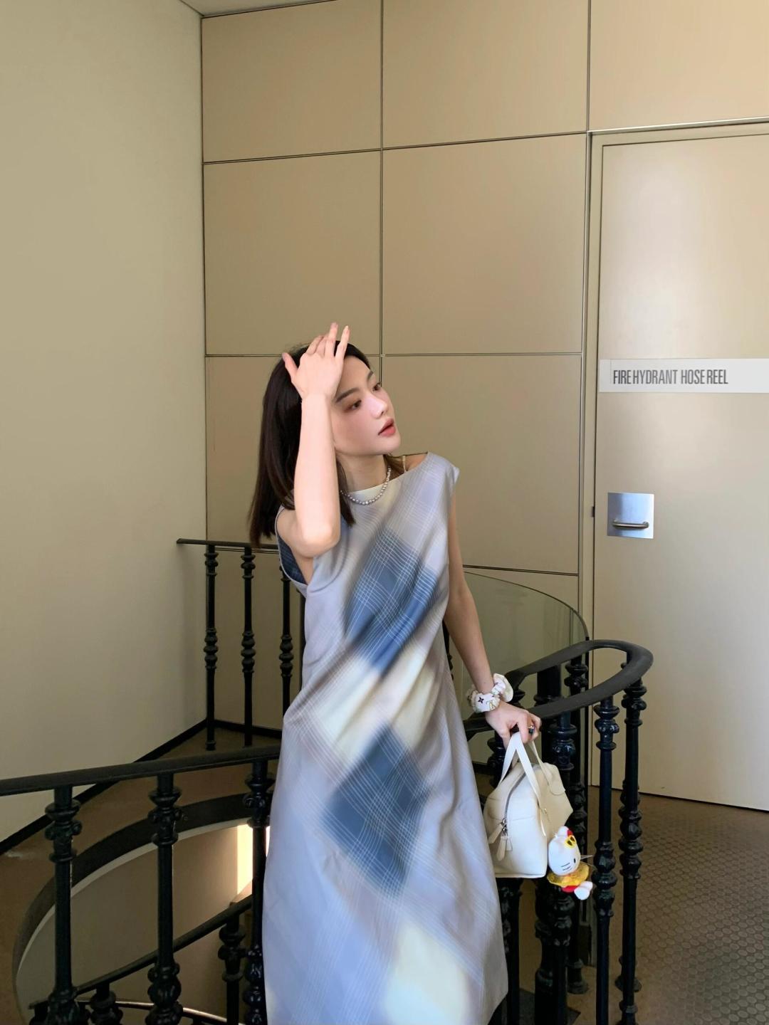 NO:692589,Upper foot picture reference, casual shoes/sports shoes, sneakers19860909上脚图 参考,休闲鞋/运动鞋,sneakers,Women's Shoes