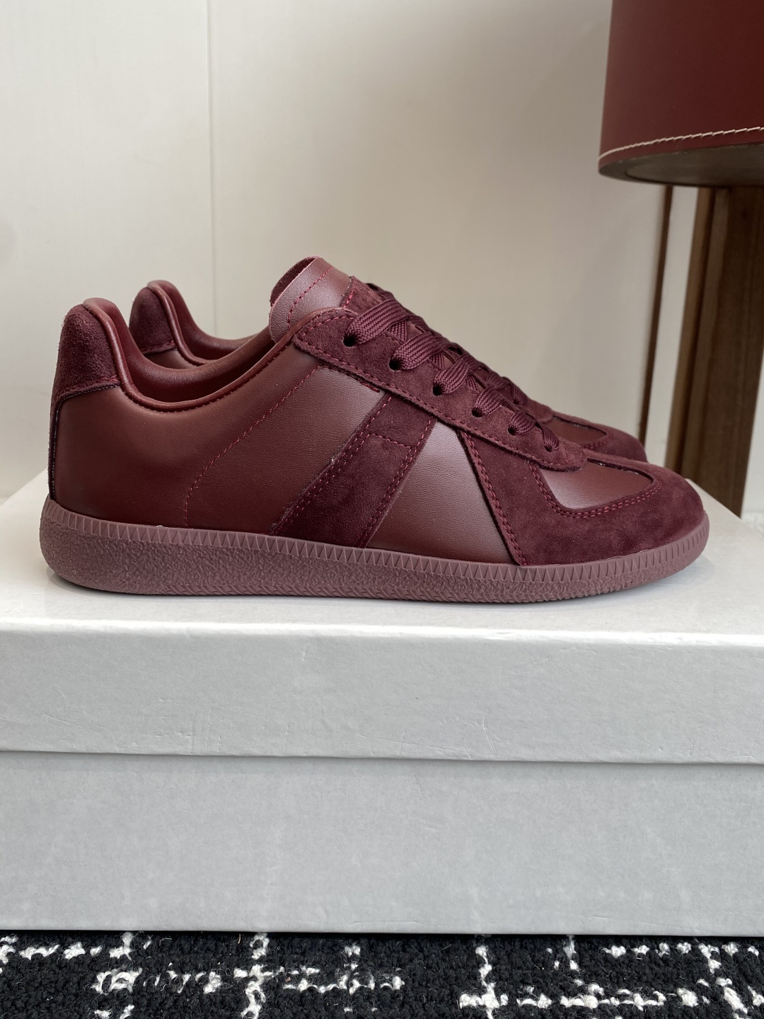 代购级
MaisonMargiela MM6 马吉拉 情侣款 喷墨 涂鸦 帆布 德训鞋 休闲 运动鞋