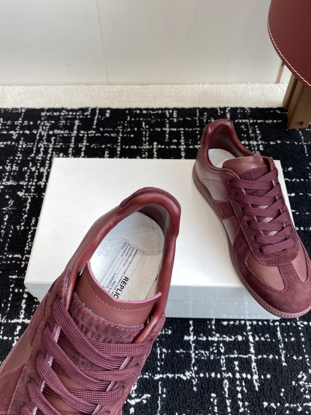 代购级
MaisonMargiela MM6 马吉拉 情侣款 喷墨 涂鸦 帆布 德训鞋 休闲 运动鞋