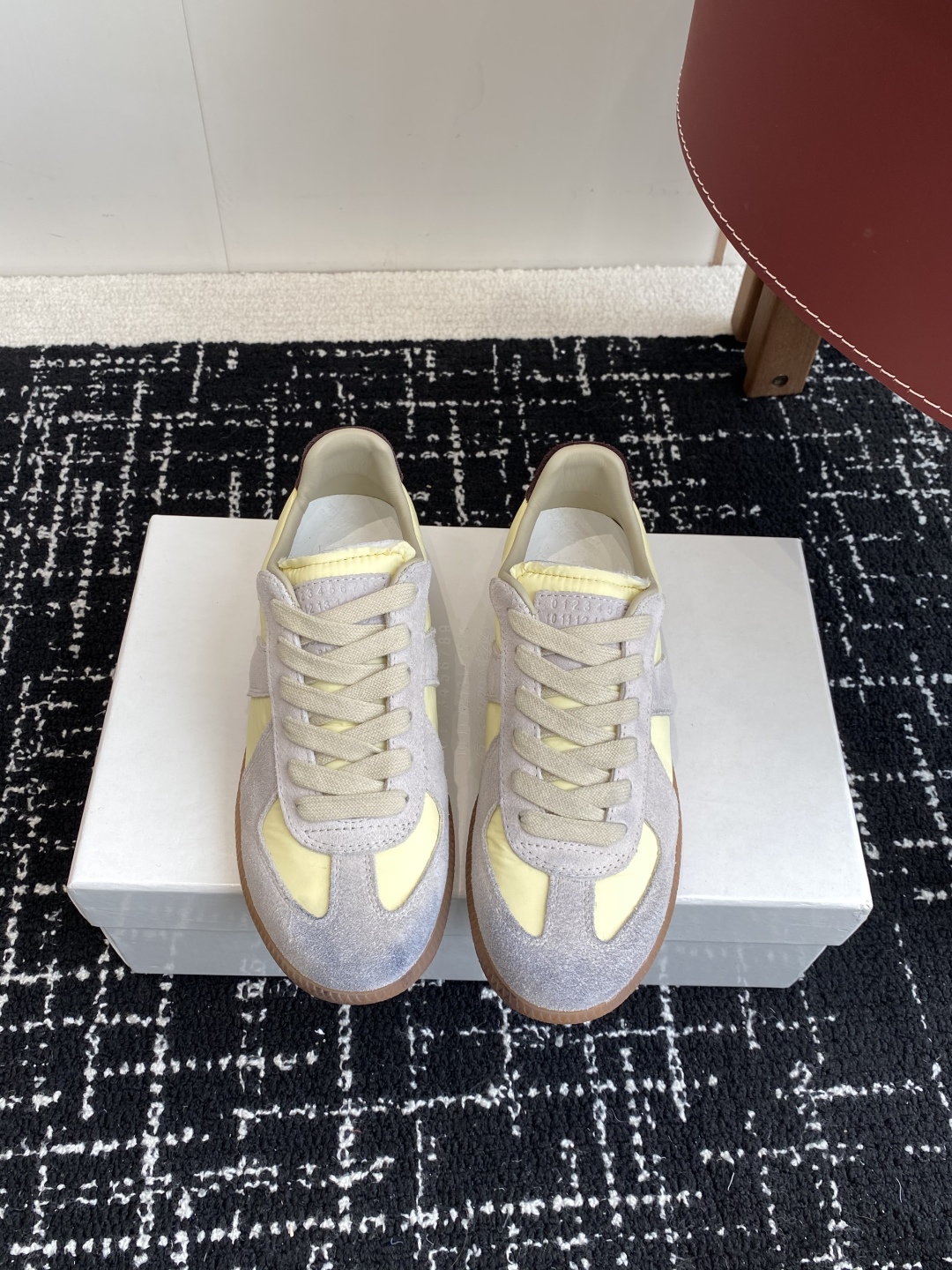 代购级
MaisonMargiela MM6 马吉拉 情侣款 喷墨 涂鸦 帆布 德训鞋 休闲 运动鞋

