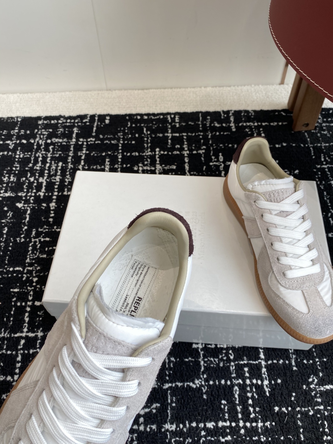 代购级
MaisonMargiela MM6 马吉拉 情侣款 喷墨 涂鸦 帆布 德训鞋 休闲 运动鞋