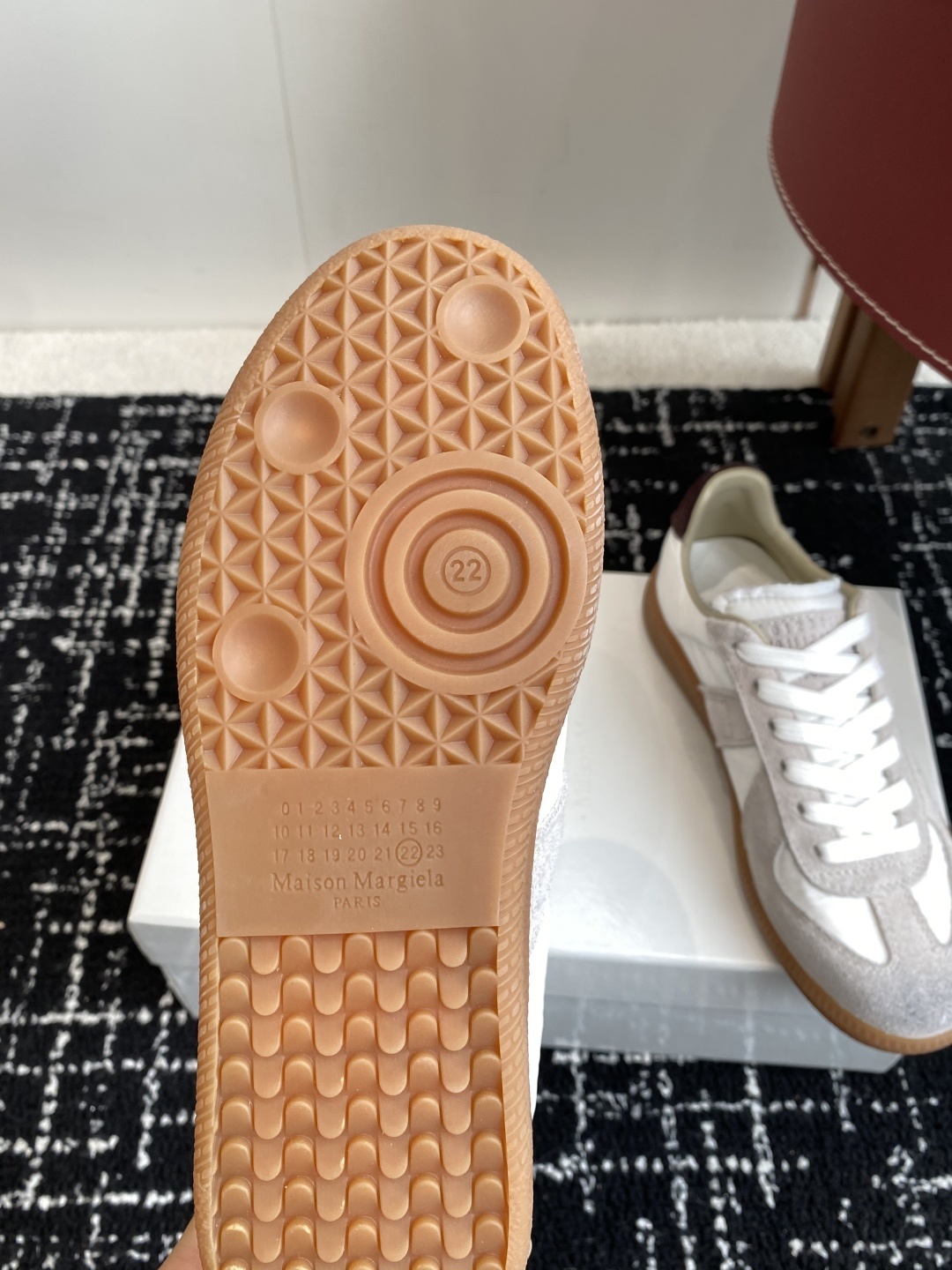代购级
MaisonMargiela MM6 马吉拉 情侣款 喷墨 涂鸦 帆布 德训鞋 休闲 运动鞋