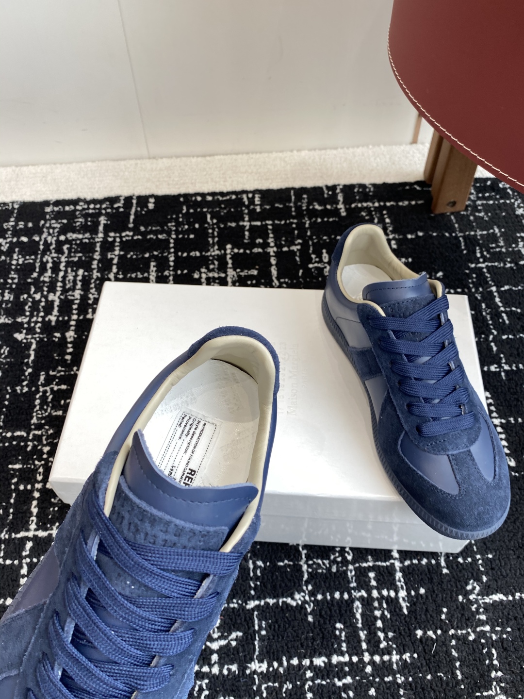 代购级
MaisonMargiela MM6 马吉拉 情侣款 喷墨 涂鸦 帆布 德训鞋 休闲 运动鞋

