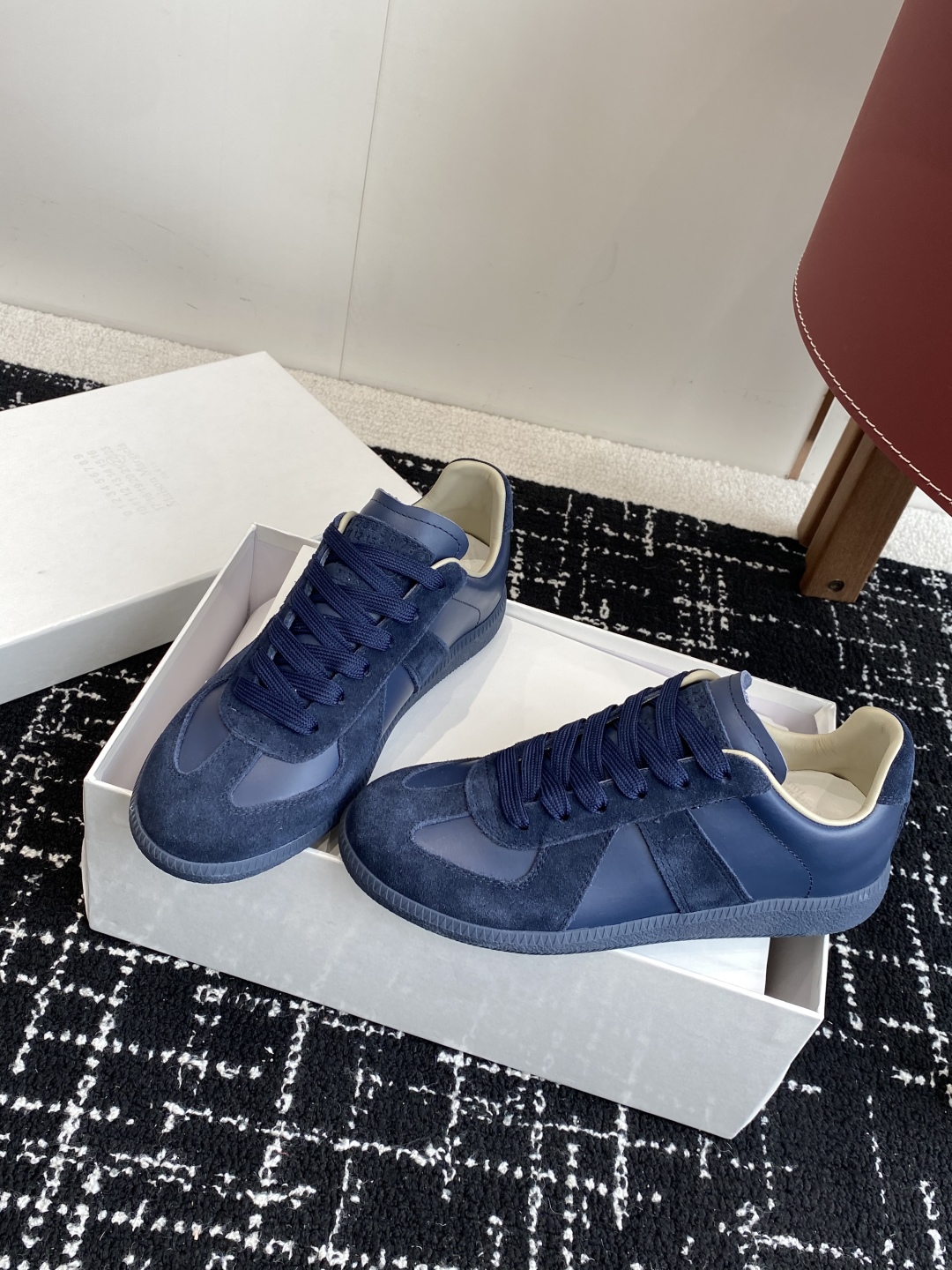 代购级
MaisonMargiela MM6 马吉拉 情侣款 喷墨 涂鸦 帆布 德训鞋 休闲 运动鞋

