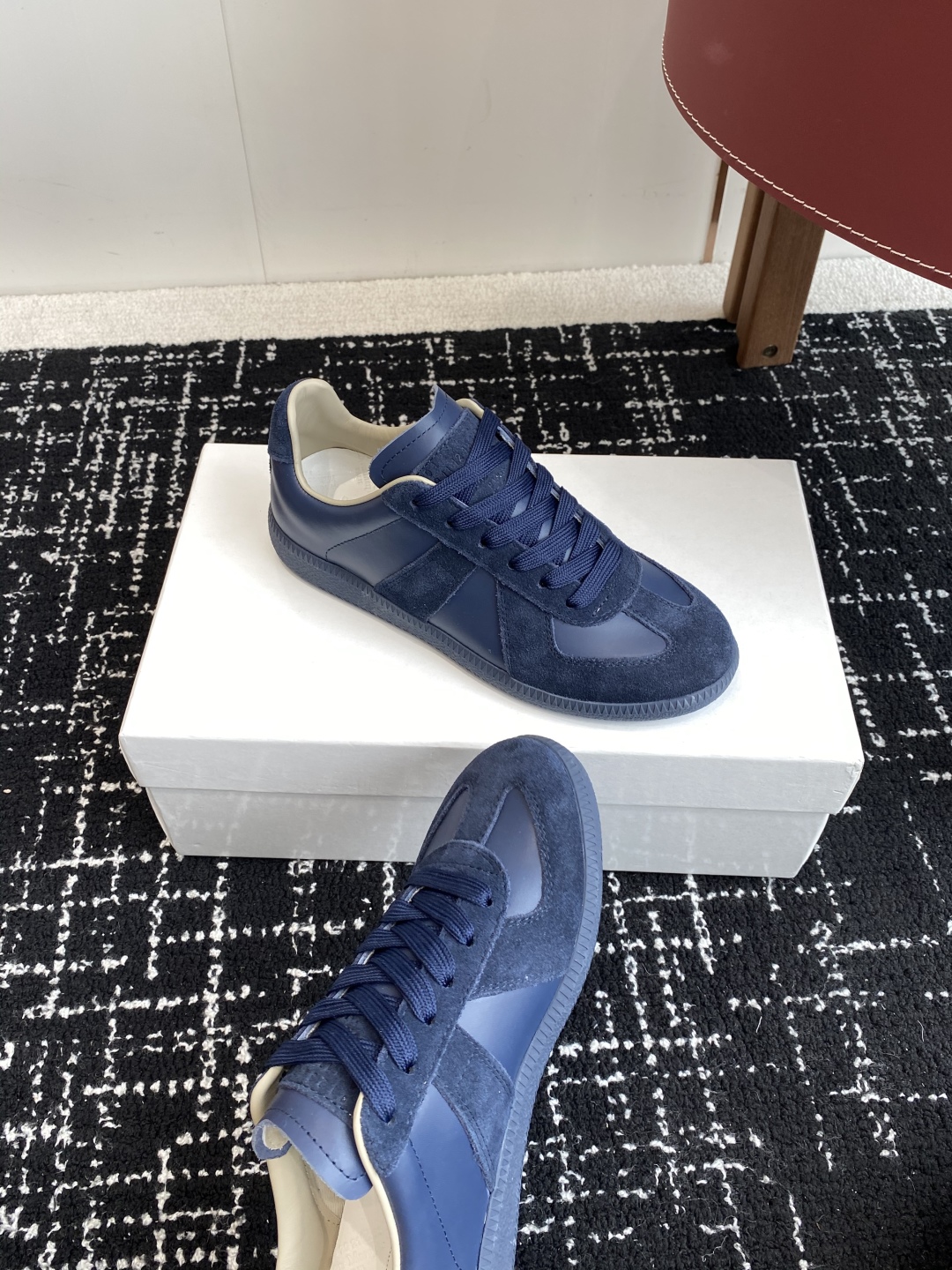 代购级
MaisonMargiela MM6 马吉拉 情侣款 喷墨 涂鸦 帆布 德训鞋 休闲 运动鞋

