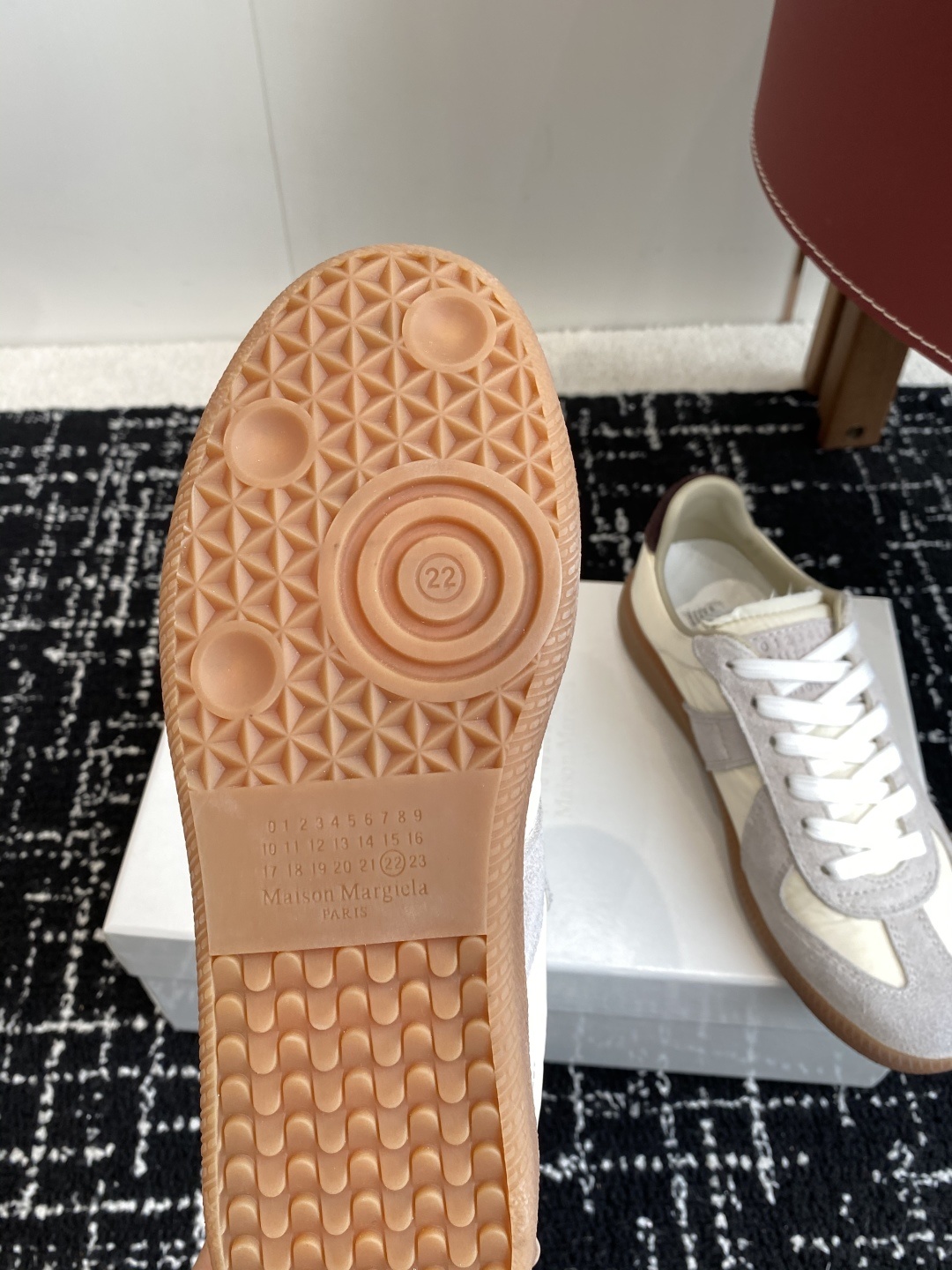 代购级
MaisonMargiela MM6 马吉拉 情侣款 喷墨 涂鸦 帆布 德训鞋 休闲 运动鞋