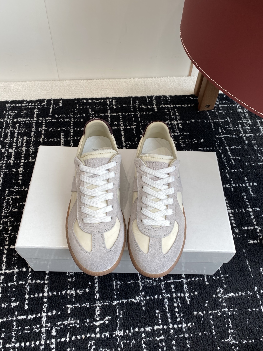 代购级
MaisonMargiela MM6 马吉拉 情侣款 喷墨 涂鸦 帆布 德训鞋 休闲 运动鞋