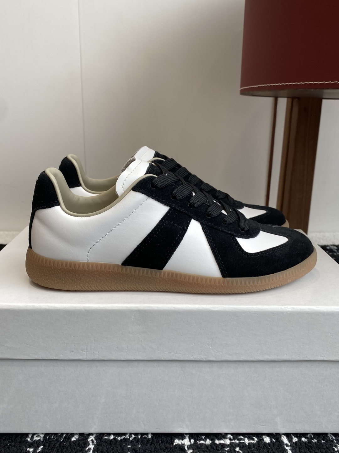 代购级
MaisonMargiela MM6 马吉拉 情侣款 喷墨 涂鸦 帆布 德训鞋 休闲 运动鞋