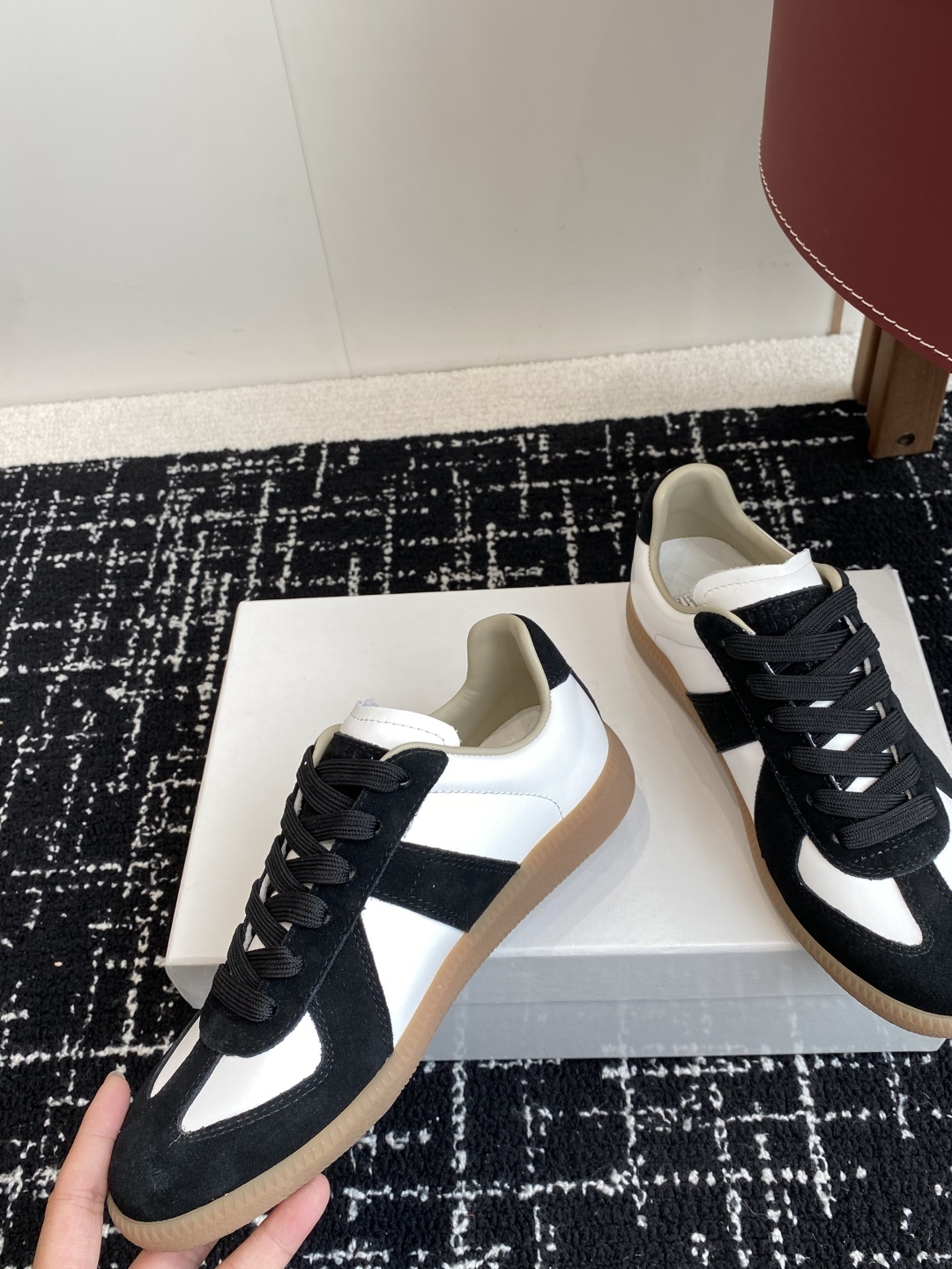 代购级
MaisonMargiela MM6 马吉拉 情侣款 喷墨 涂鸦 帆布 德训鞋 休闲 运动鞋