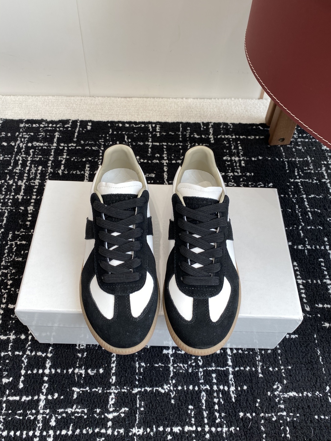 代购级
MaisonMargiela MM6 马吉拉 情侣款 喷墨 涂鸦 帆布 德训鞋 休闲 运动鞋