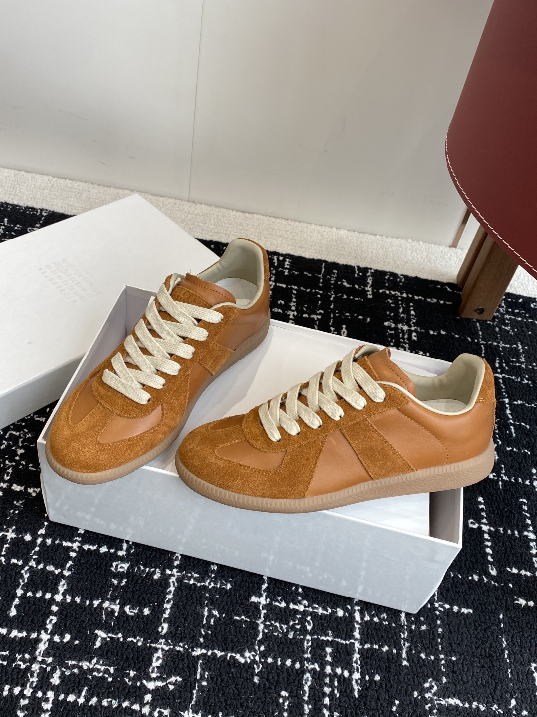 代购级
MaisonMargiela MM6 马吉拉 情侣款 喷墨 涂鸦 帆布 德训鞋 休闲 运动鞋