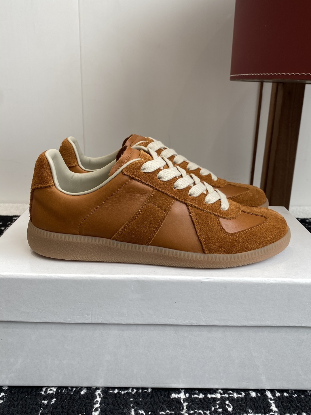 代购级
MaisonMargiela MM6 马吉拉 情侣款 喷墨 涂鸦 帆布 德训鞋 休闲 运动鞋