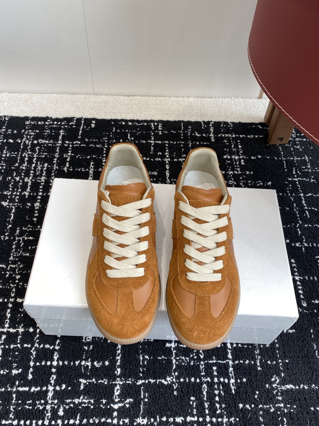 代购级
MaisonMargiela MM6 马吉拉 情侣款 喷墨 涂鸦 帆布 德训鞋 休闲 运动鞋