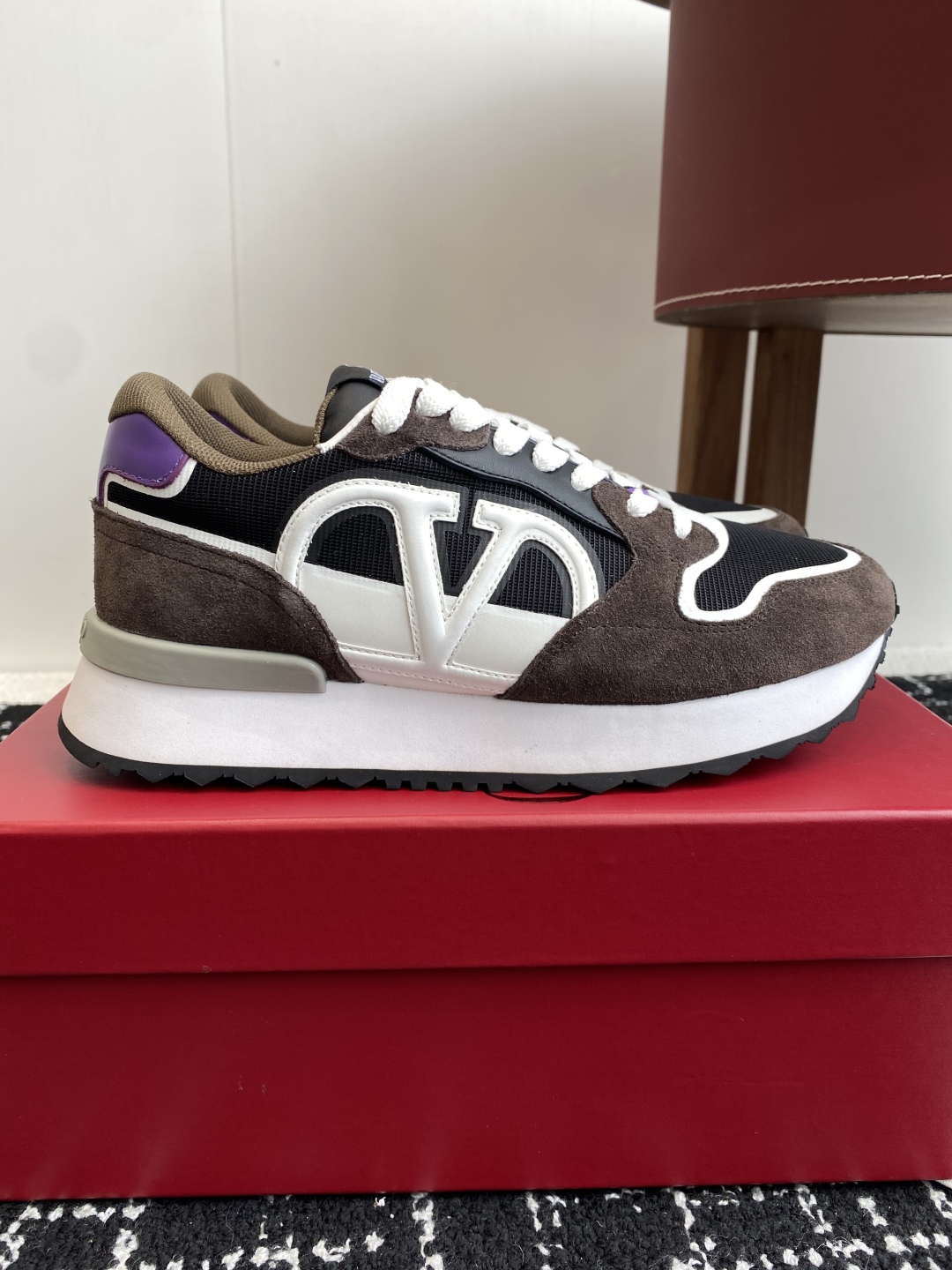 代购级
Valentino华伦天奴V家 25ss 新款休闲 厚底老爹鞋 情侣运动鞋

原版购入开发 做货